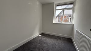 Bedroom- click for photo gallery